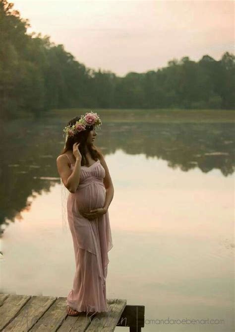 Captivating Maternity Photography Ideas