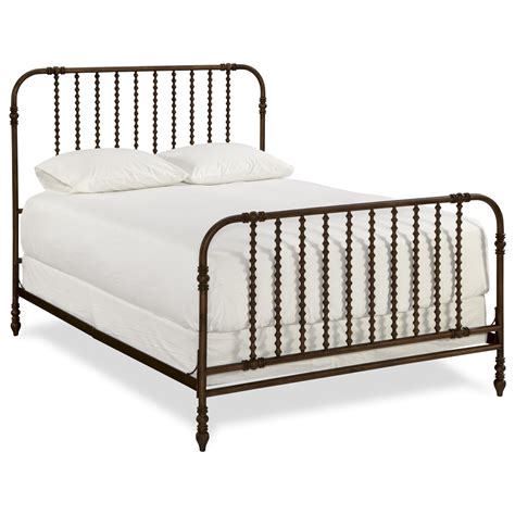 Universal Curated The Guest Room Queen Bed With Metal Headboard