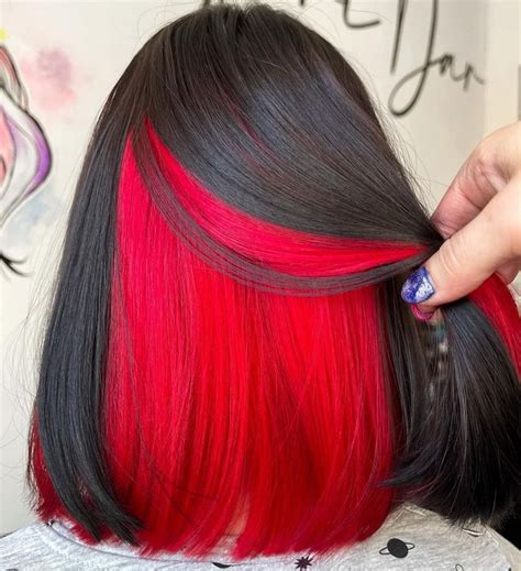 30 Beautiful Peekaboo Highlights Ideas For The Stylish You Hair Adviser Two Color Hair