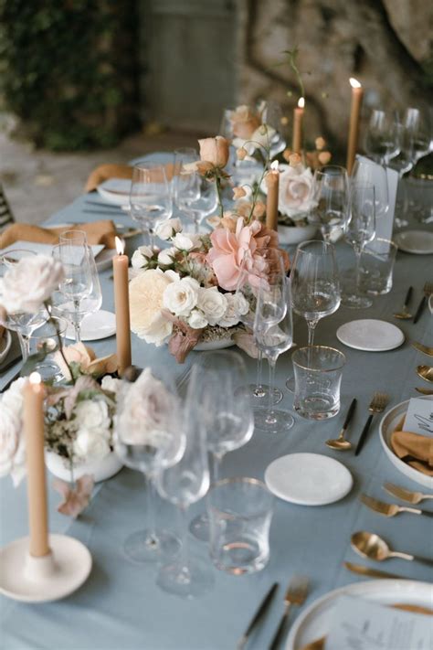Elevating Wedding Reception Decorations: 2023's Must-Have Elements