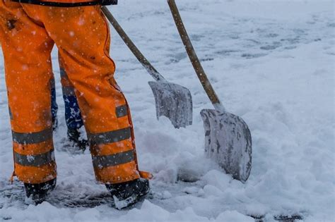 Protecting Workers From Cold Weather Risks