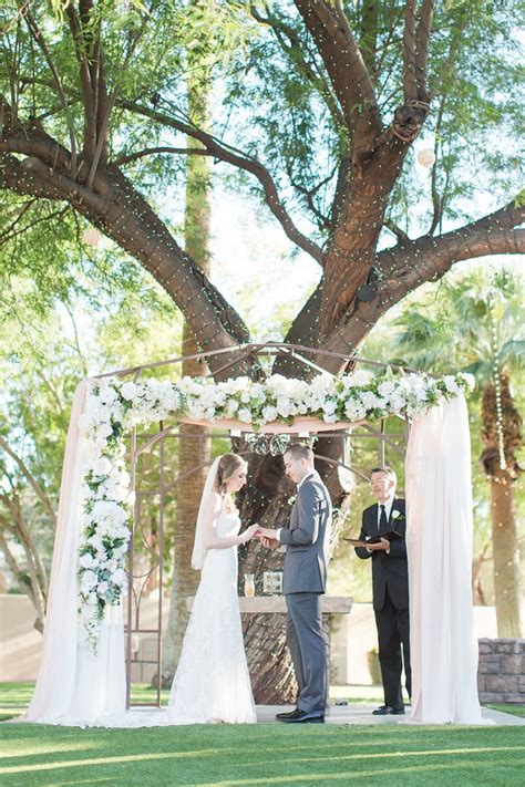 This Light And Airy Spring Phoenix Wedding Is Full Of Pretty Diy Details