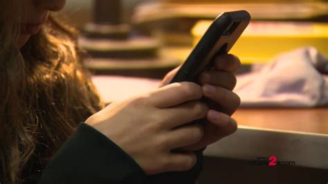 Davidson County judge addresses dangers of sexting among school kids