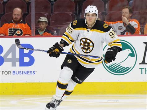 Boston Bruins Sign David Pastrnak To Six Year Contract Extension