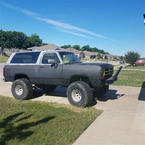 1990 Dodge Ramcharger 4x4 59l V8 400hp Manual Translift Kit