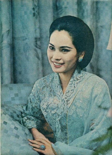 Looking for the definition of dewi? Mantan Ibu Negara, Dewi Sukarno akan Muncul di Anime ...