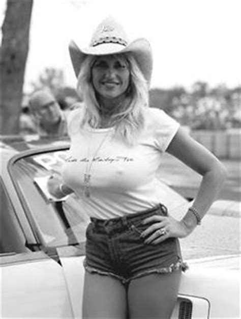 Pin By Wlbsr On Miss Hurst Linda Vaughn Racing Girl Vaughn