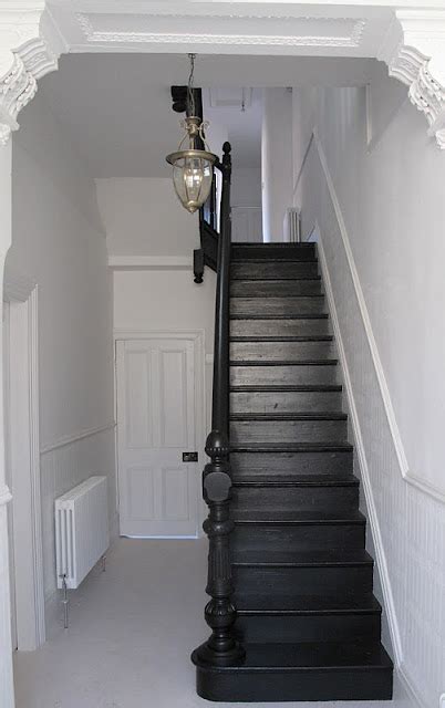 47 Park Avenue Black Painted Staircase