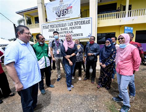 Membentuk jati diri dan rasa bangga murid terhadap negara. Ubah suai Jata Negara patut kena hukuman berat tanpa ...