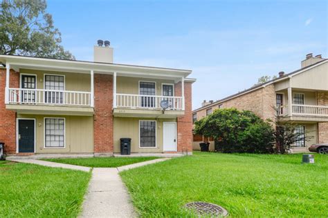 Don't miss what's happening in your neighborhood. Cute & clean 2 bedroom/1.5 bath apartment - Apartment for ...