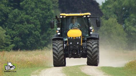 Jcb Fastrac 4000 Series Testdrive Trekkerweb Primeur Series Tractors