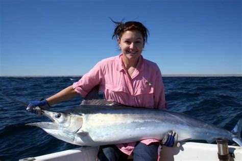 Hayley S First Marlin Fishing Fishwrecked Fishing Wa Fishing