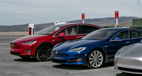 Tesla Recalls Over 475000 Electric Vehicles Toi Auto