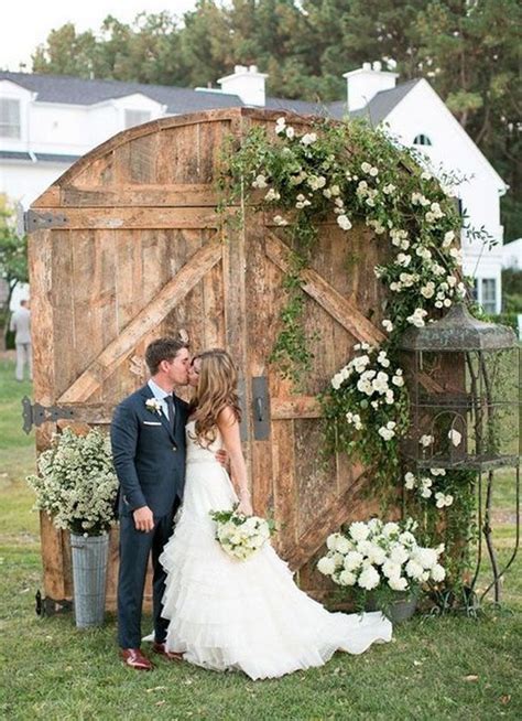 22 Rustic Old Door Wedding Backdrop And Ceremony Entrance Ideas Hi