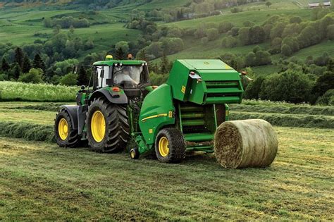 John Deere Unveils New Hay Range