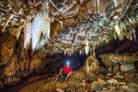 Best Caving Tours In Pai Mae Hong Son Thailand Cave Lodge