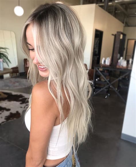 21 Beautiful Blonde Balayage Hairstyles Stylesrant Blonde Hair With