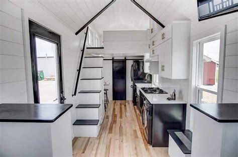 30 Amazing Tiny Houses Exterior And Interior Ideas Photos Home