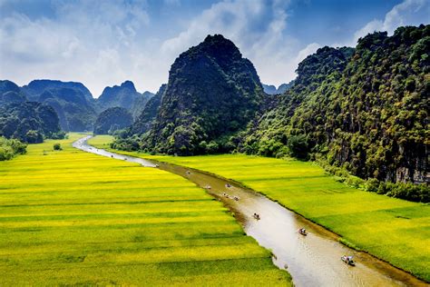 Northern Vietnam How To Travel From Hanoi To Ninh Binh Vietnam Evisa