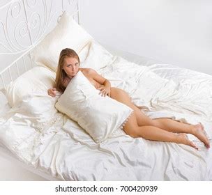 Girl Seduction Morning Nude Stock Photo 700420939 Shutterstock