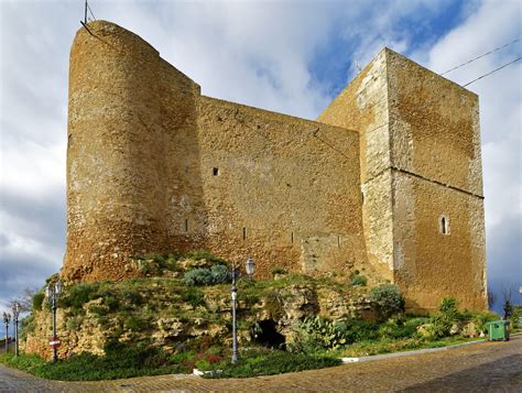 Castle Of Naro Sicily Dsc 8757 Naro Castle Locally Known Flickr