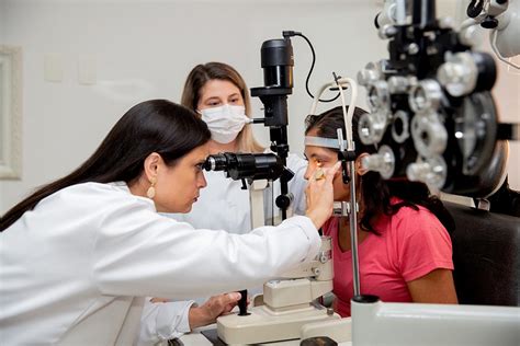A Importância Do Oftalmologista No Cuidado Com Os Olhos Revista