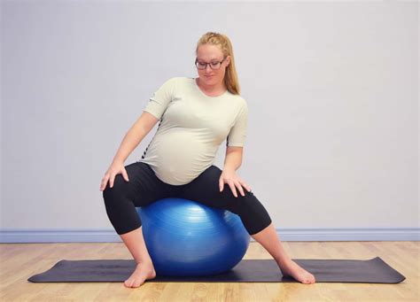 Awasome Yoga Ball Exercises For Pregnancy 2022 Sumit Hot Yoga