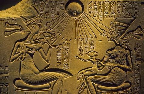 Faraó E Companhia Akhenaton E Nefertiti