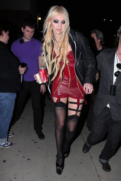 Taylor Momsen Taylor S Smile Because Her Smile Lights Up The Whole Room And Everyone In It
