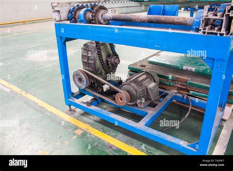 Motor And Gearbox Conveyor Chain Drive Shaft Production Line Of The