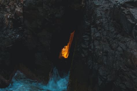Cave Entrance Pictures Download Free Images On Unsplash