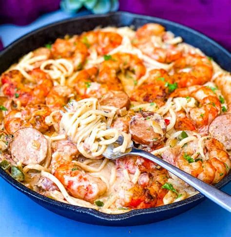 Easy Creamy Cajun Shrimp Pasta Video