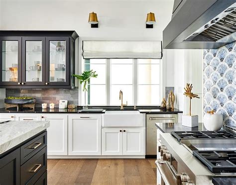 Mismatched Kitchen Cabinets Design Ideas