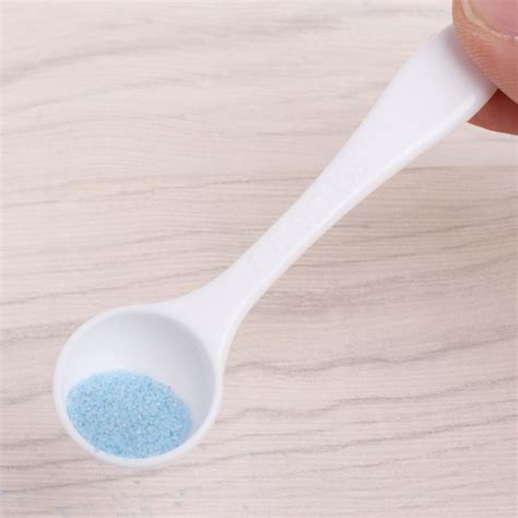 1 Gram Granular Powder Fertilizer White Scoop Spoon Plastic Gardening