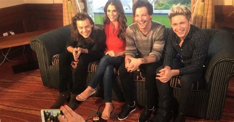 One Direction Take A Look Behind The Scenes Of Entertainment Tonight