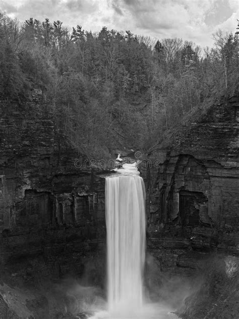 Amazing Photo Of Taughannock Falls State Park Waterfall Near Ithaca Ny