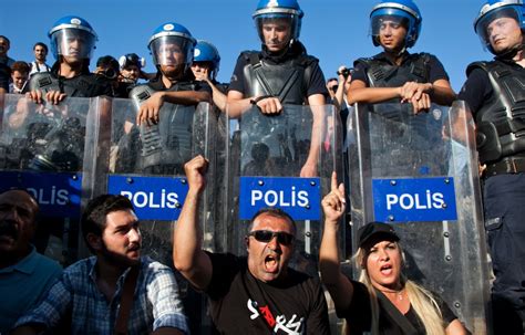 Turkey S Gezi Park Protestors Go On Trial In Istanbul Middle East Eye