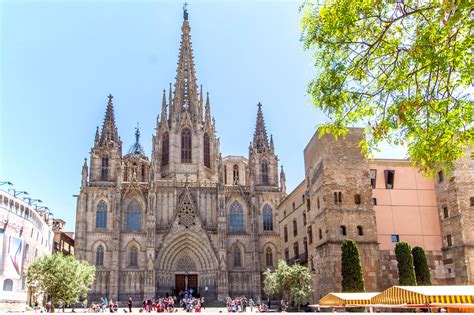 Gothic Quarter Barcelona - The ultimate tourist guide