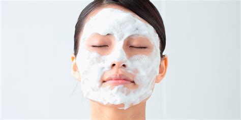 3 Skin Care Mistakes Dermatologists Wish Youd Stop Making Self
