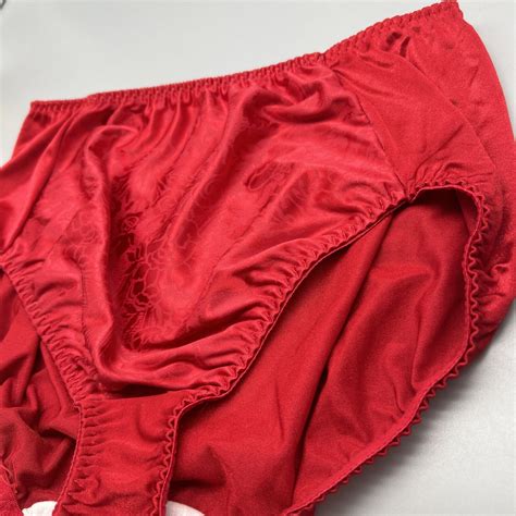 Vintage Red Satin Shiny Panties Floral Design No Tag Euc Ebay