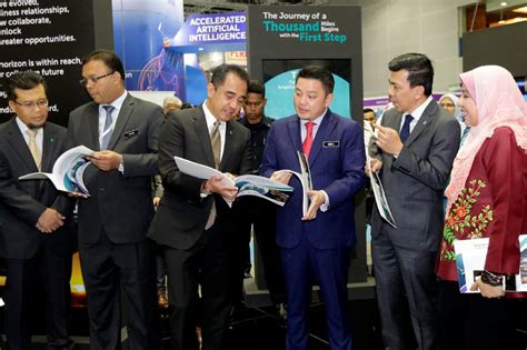 Tan sri kamarul ariffin bin mohamad yassin of malaysia served as the chairman of the world scout committee. Volatile landscape amid rising oil prices: Petronas | New ...