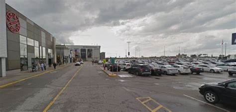 The mall has 330 stores and restaurants. Yorkdale Mall in Toronto Evacuated Over Reports of Gunshots
