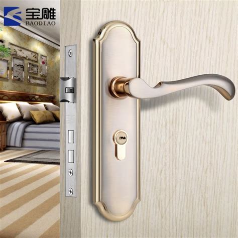Jun 12, 2020 · how do you break into a locked door? Bedroom door knobs with lock - Door Knobs