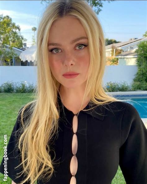 Elle Fanning Nude The Fappening Photo 5241716 FappeningBook