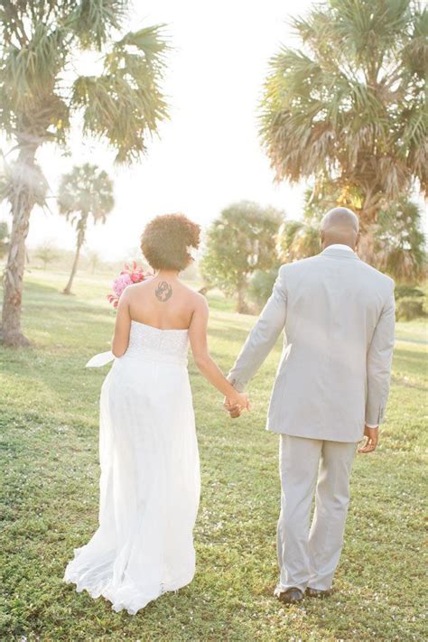 22 Beautiful Brides Who Showed Off Their Tattoos With Pride Wedding
