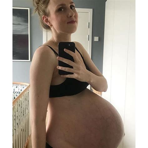 Pregnant Woman With Triplets Shares Extraordinary Images Of Her Rapidly