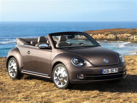 Volkswagen New Beetle Cabriolet 70s Edition Coccinelle Cabriolet