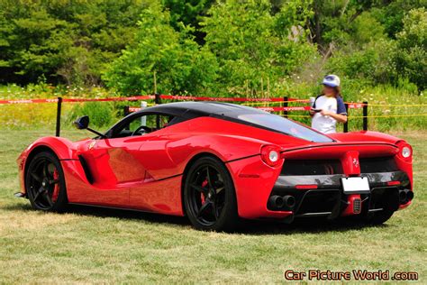 Laferrari Rear Left