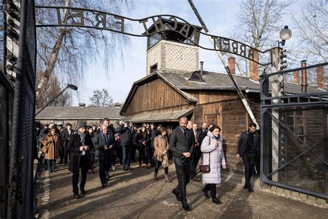 In Photos Th Anniversary Of The Liberation Of Auschwitz Birkenau Axios