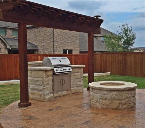 Among the most interesting and practical ideas for an outdoor bbq is the cook space for your whole family. BBQ Grill, Fire Pit and Patio | Remodeling Contractor ...